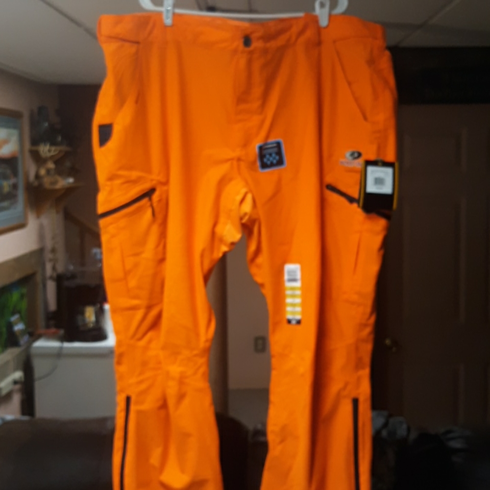 Mossyoak Scent Factor Warterproof Cargo Pants.
